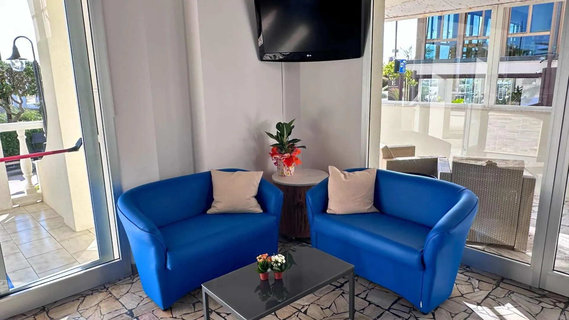Hotel Ideal Rimini 3*,  Italy